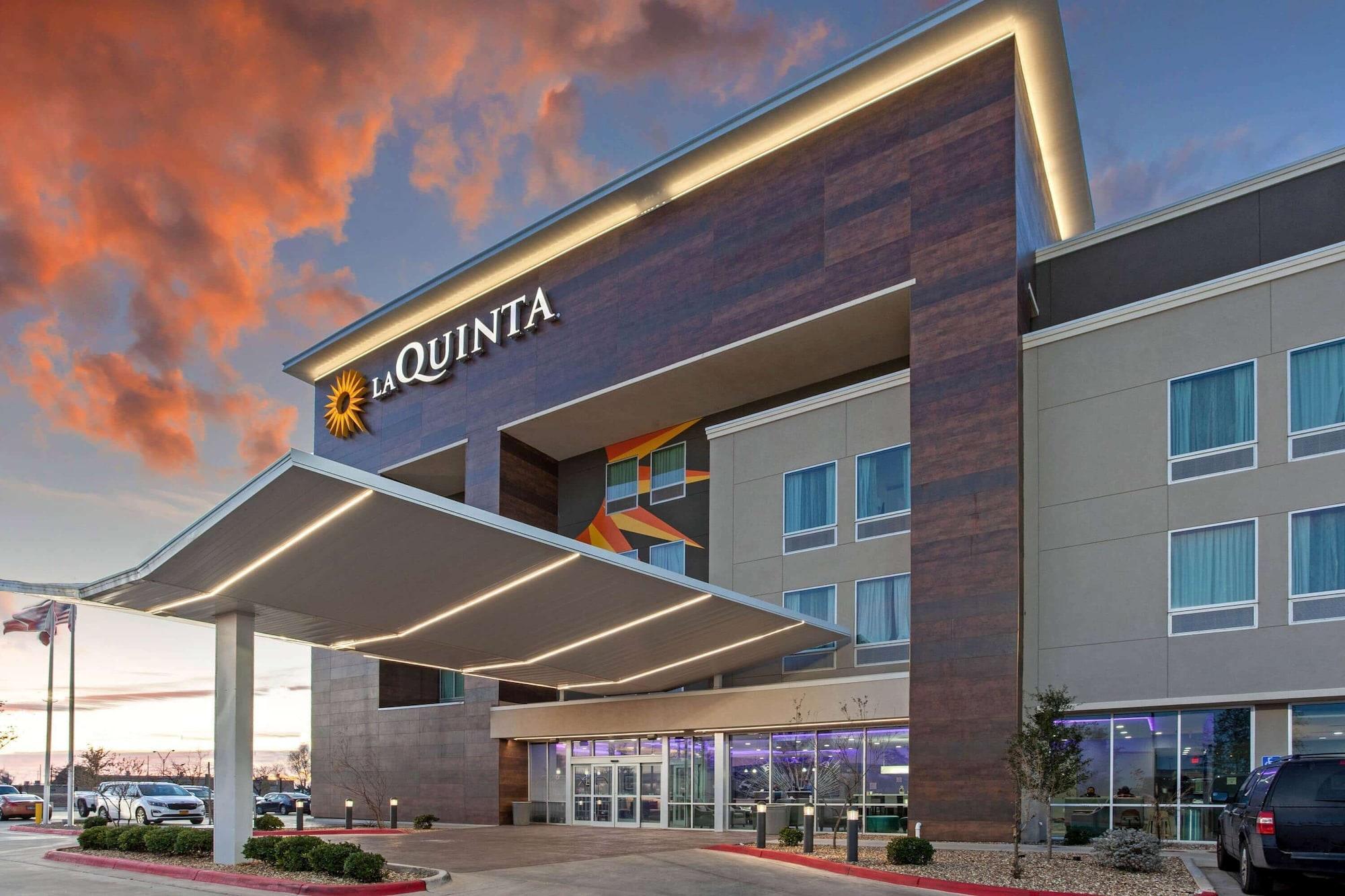 Готель La Quinta By Wyndham Lubbock South Екстер'єр фото